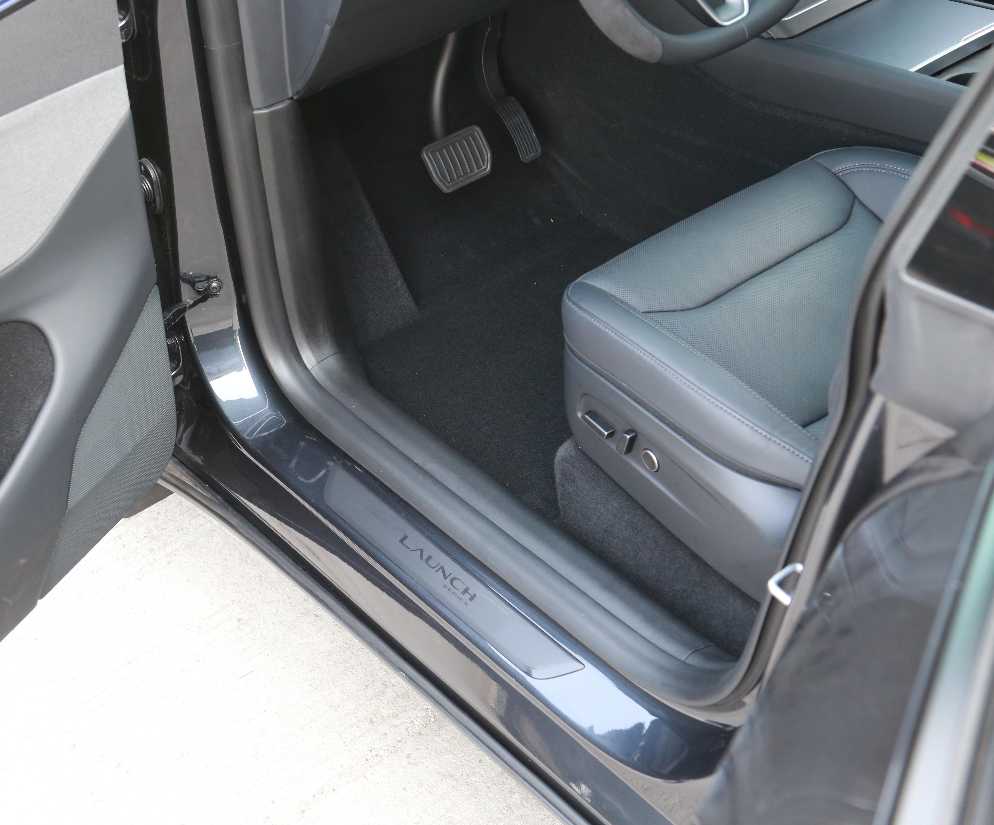 Instegsskydd - 4-delar - Tesla Model Y Juniper